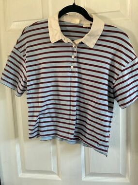 Levi's White Shirt with Blue and Burgundy Stripes cropped Levi’s Collared shirt